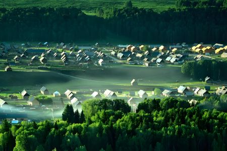 南北疆環(huán)線(xiàn)汽車(chē)16日游